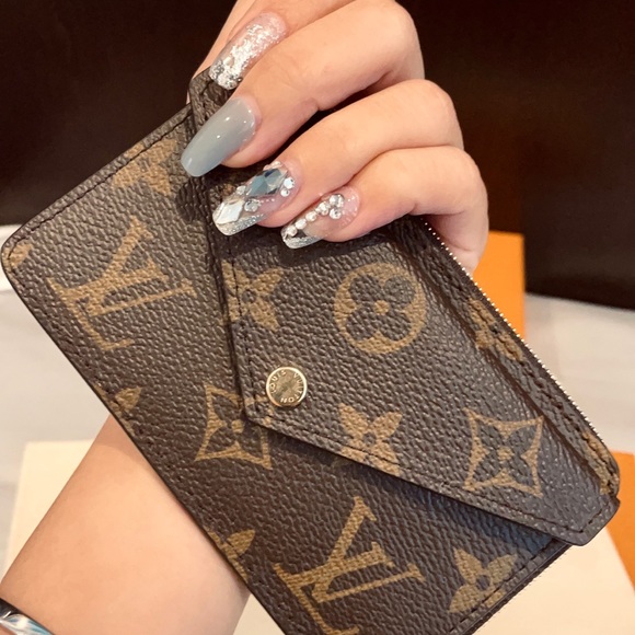 Louis Vuitton Card Holder Recto Verso in Monogram! Brand New with Tag! - Picture 5 of 9